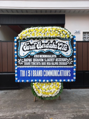 Papan Bunga Duka di Kereng Bangkirai